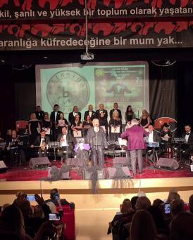 EVRENSEL KOLEJ’DE UNUTULMAZ BİR GECE