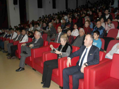 Evrensel Kolej